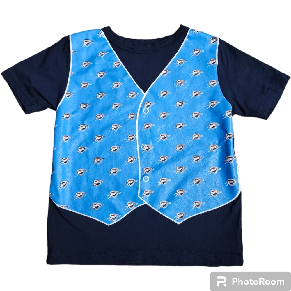 OKC Oklahoma City Thunder Team NBA Kids 4T T-SHIRT